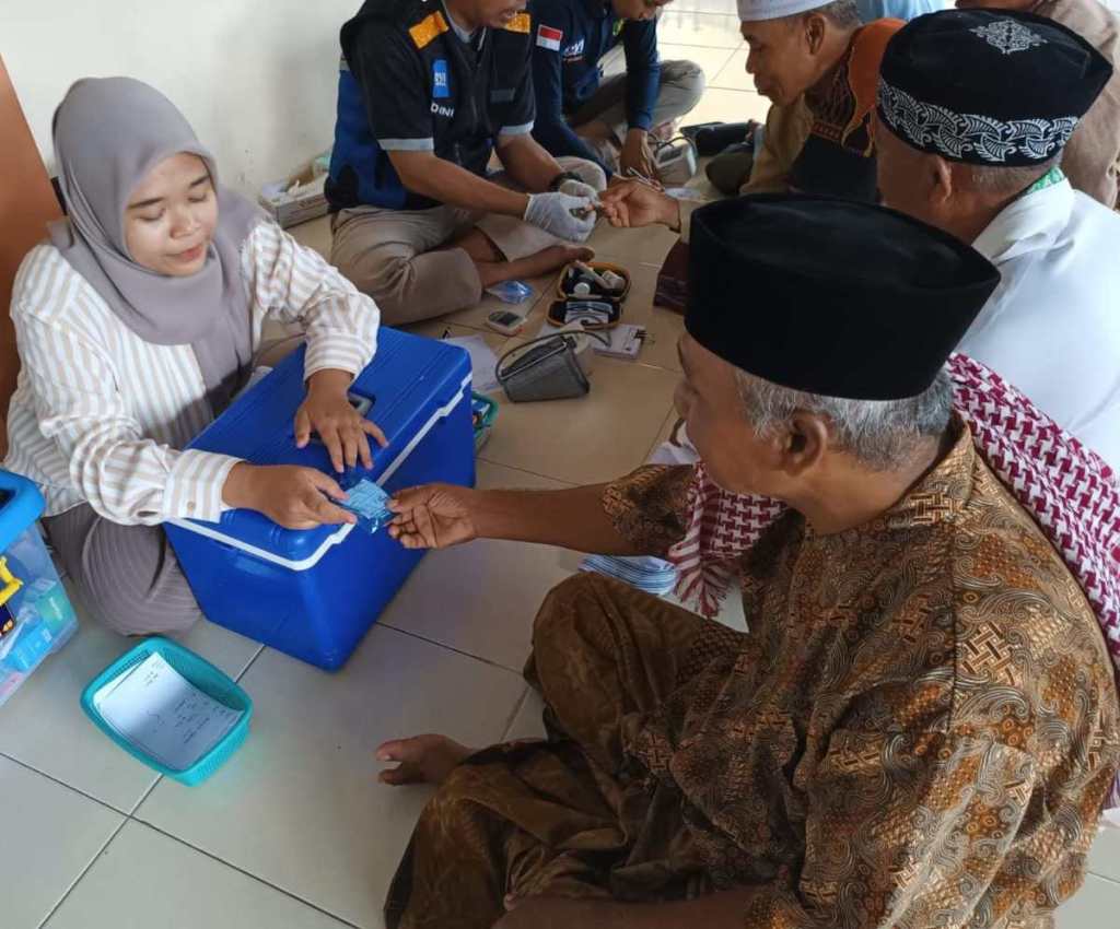 Peduli Terhadap Kesehatan Masyarakat, Polres Banjar Gelar Bakti Kesehatan dan Pengobatan Gratis Pada Kegiatan Jumat&nbsp;Curhat