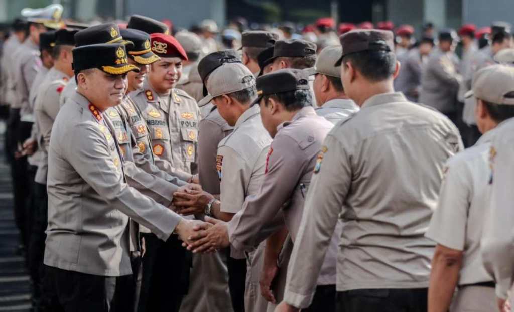 Kapolrestabes Surabaya Gelar Halal Bihalal Bersama Personil di&nbsp;Mapolrestabes