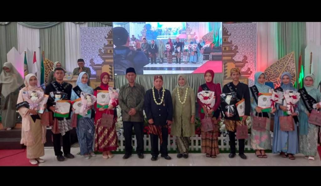 MAN 2 Bandung Melepas Dan Wisuda 297 Siswa Lulus Dan&nbsp;Berprestasi.