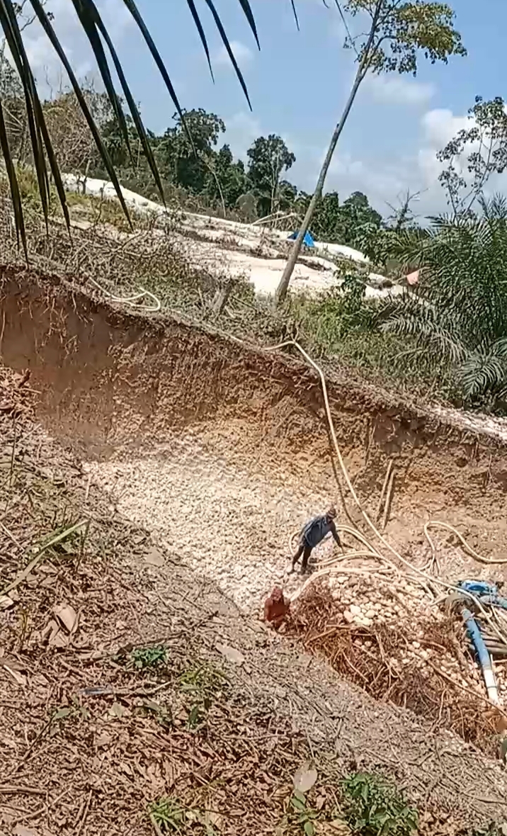 “AKTIVITAS PETI DI SEKITAR RT 07 DESA MENTAWAK TERKESAN MENANTANG&nbsp;?!”