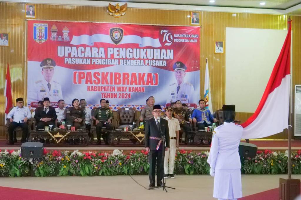 Dandim 0427/Way Kanan Hadiri Pengukuhan Paskibraka HUT ke-79 Kemerdekaan Republik Indonesia Tahun&nbsp;2024.
